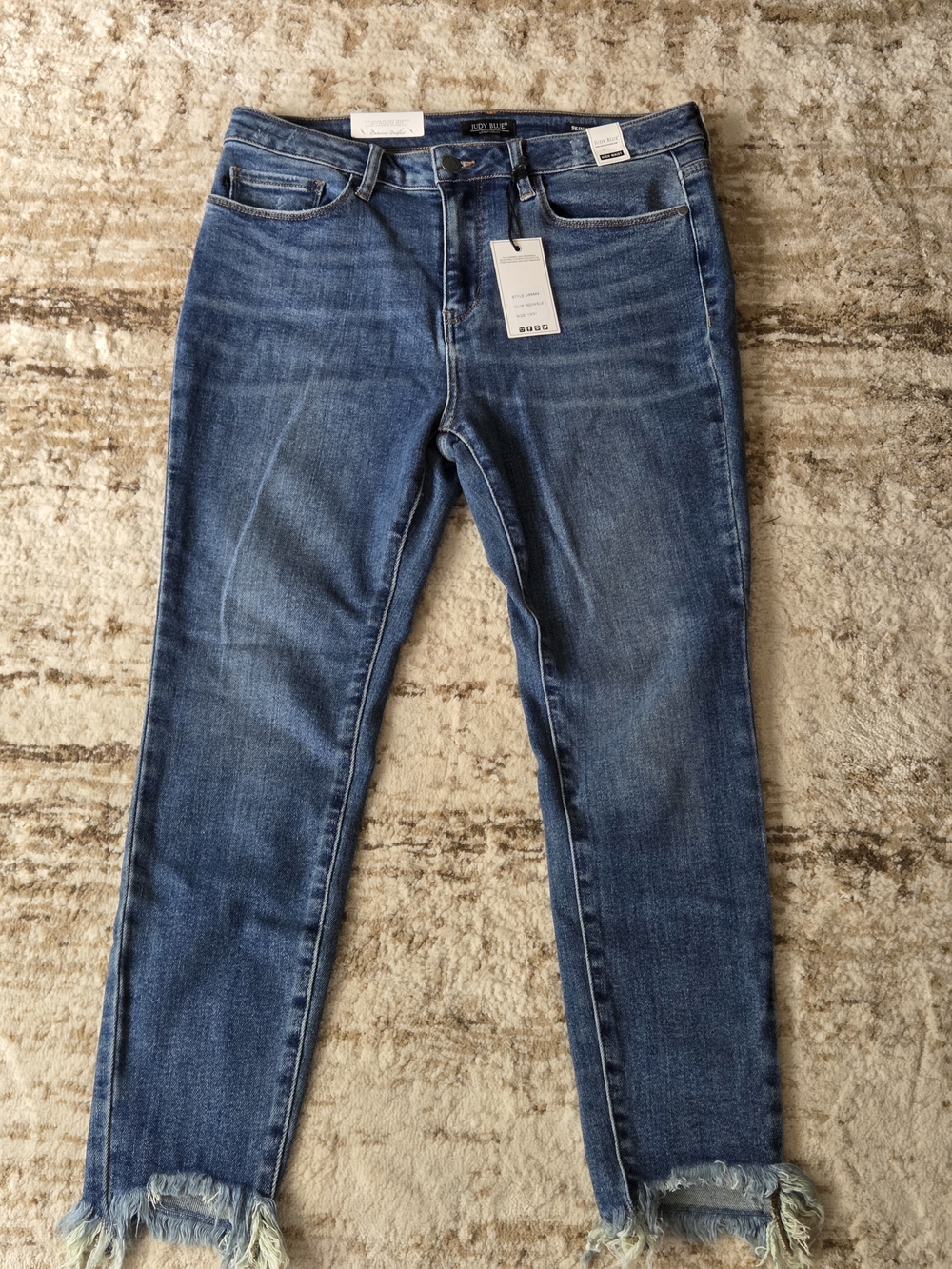NWT Judy Blue High Waist Shark Bite Skinny Jeans 13/31